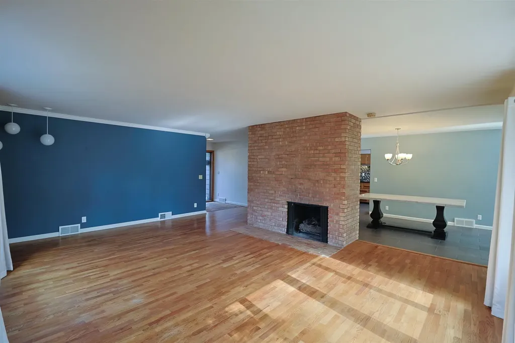 4502 Concord Street Midland City MI 48642