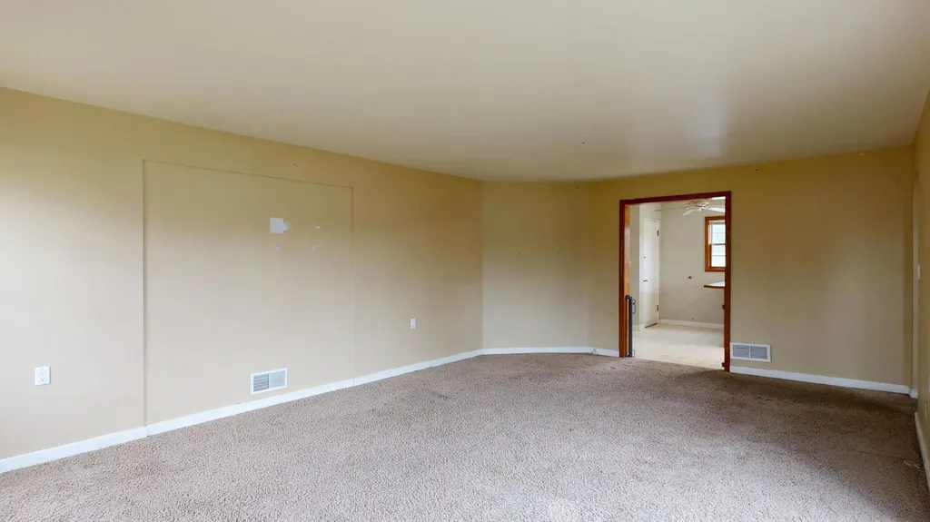 1207 North Drive Mt. Pleasant City MI 48858