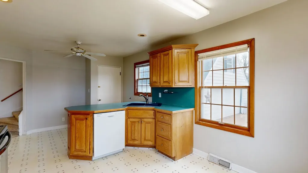 1207 North Drive Mt. Pleasant City MI 48858