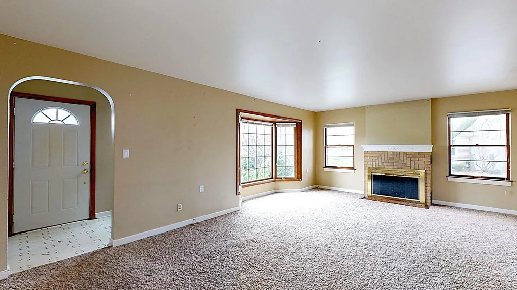 1207 North Drive Mt. Pleasant City MI 48858