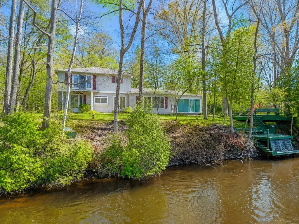 620 West Court Deerfield Township MI 48858