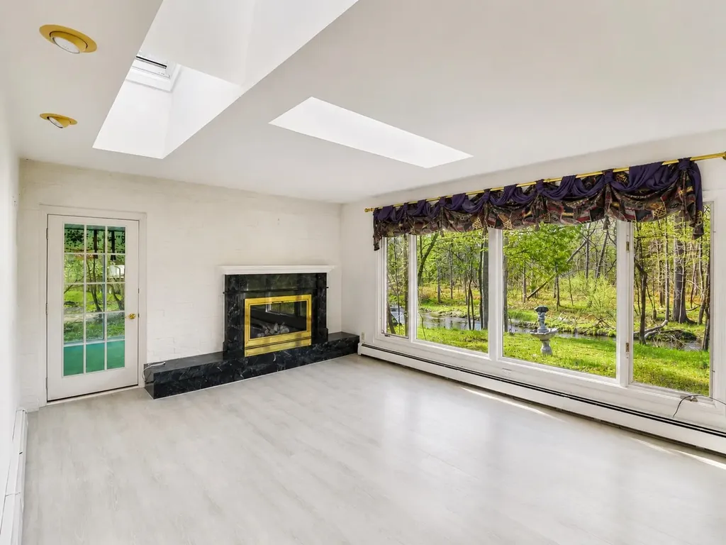620 West Court Deerfield Township MI 48858