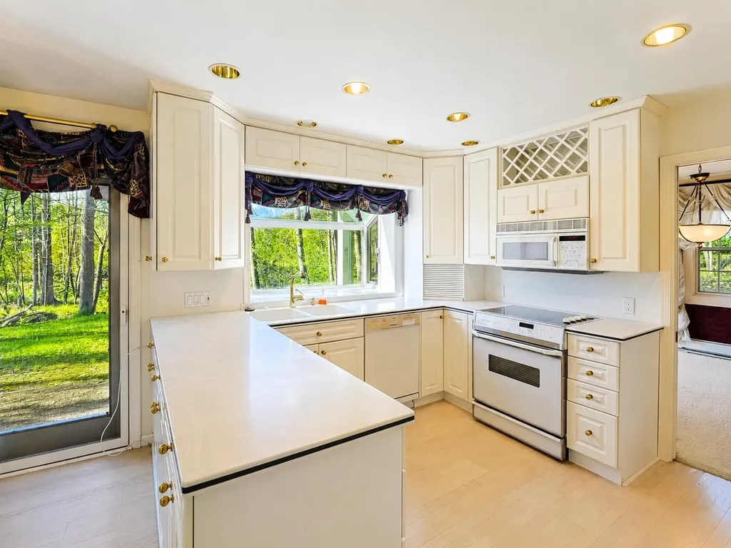 620 West Court Deerfield Township MI 48858