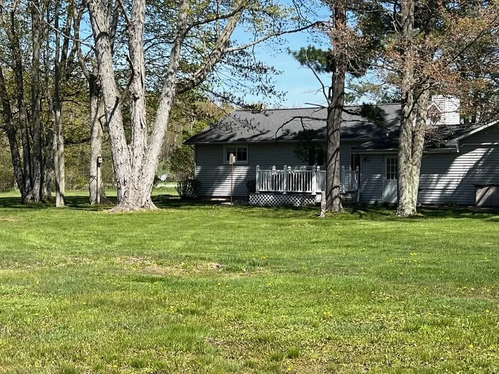 21403 Swan Creek Road Lakefield Township MI 48637