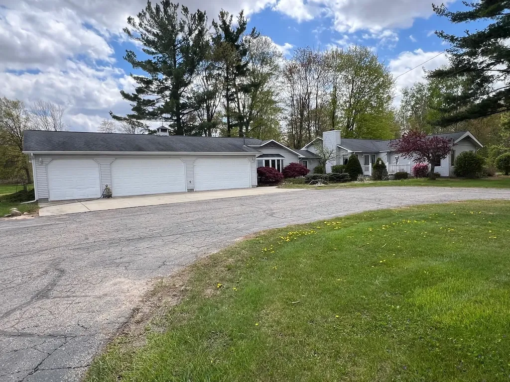 21403 Swan Creek Road Lakefield Township MI 48637