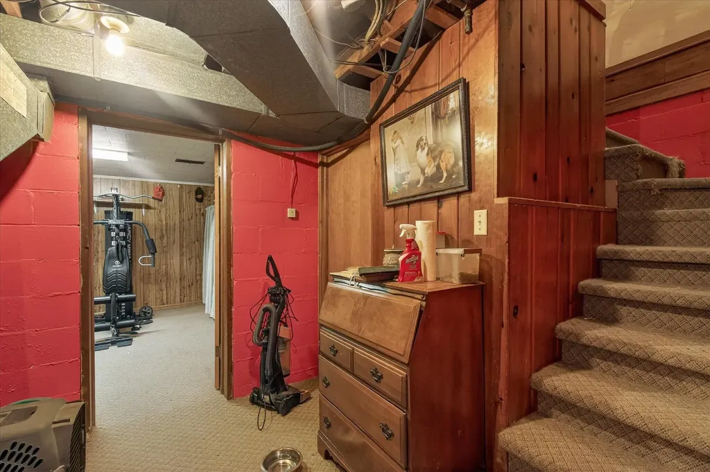 535 Yale Avenue Alma City MI 48801