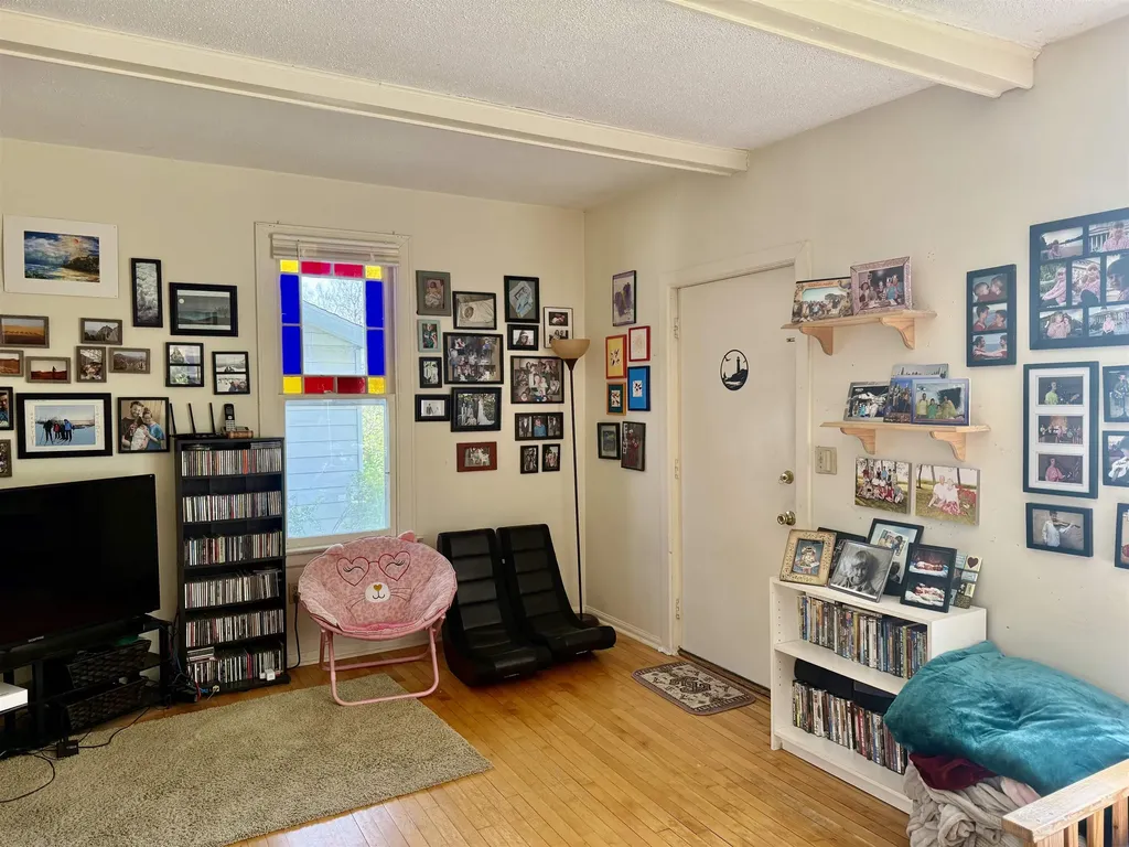 513 Walnut Street Alma City MI 48801