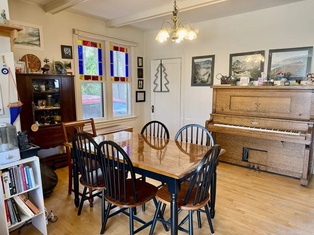 513 Walnut Street Alma City MI 48801