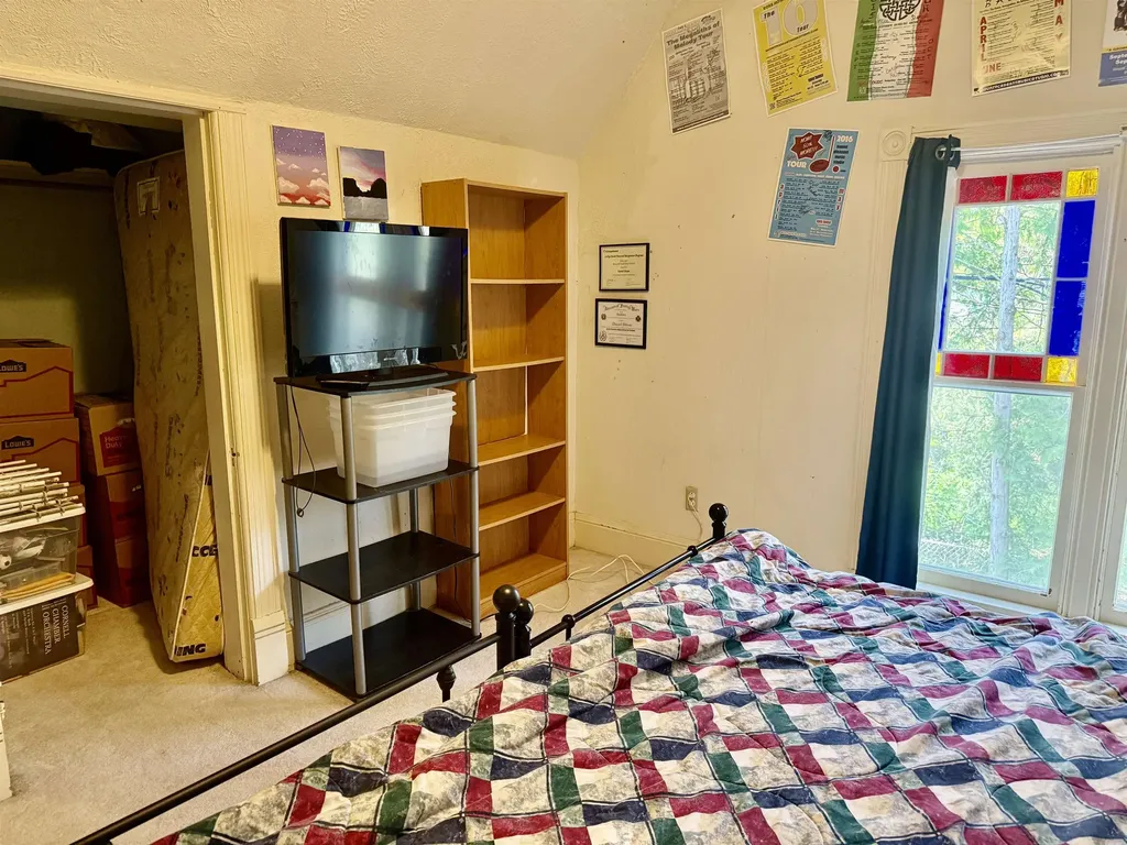 513 Walnut Street Alma City MI 48801
