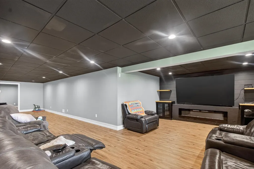 4362 S Vickeryville Road Evergreen Township MI 48884