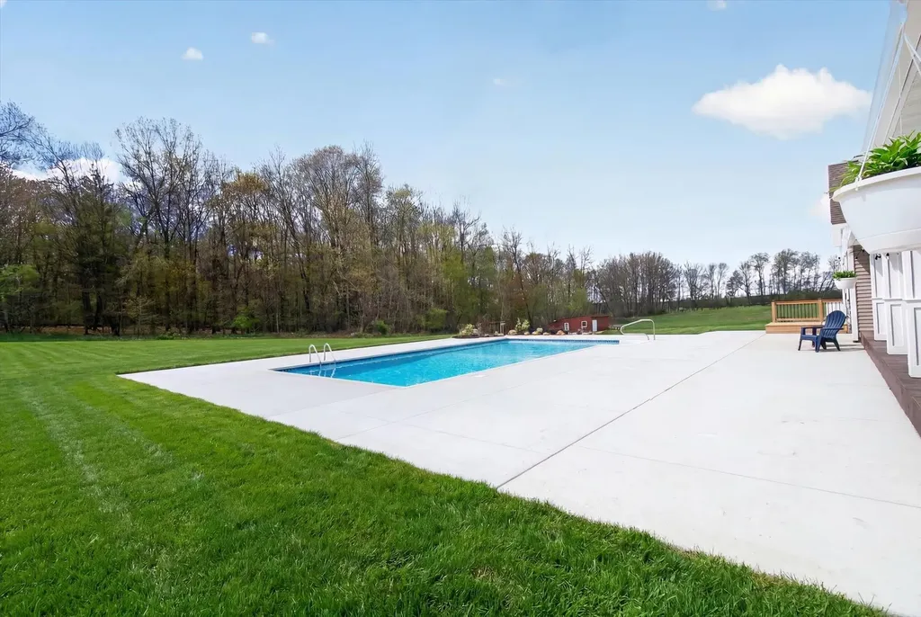 4362 S Vickeryville Road Evergreen Township MI 48884