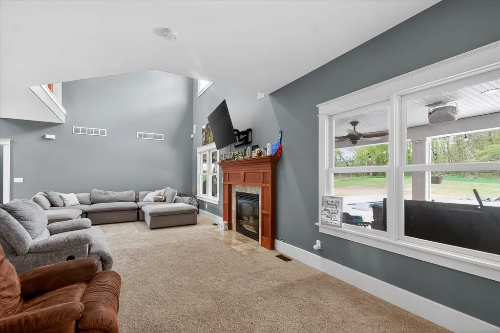 4362 S Vickeryville Road Evergreen Township MI 48884