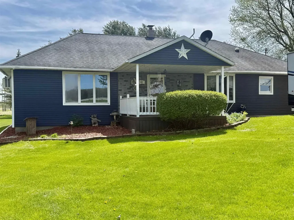 742 E Van Buren Road Emerson Township MI 48801