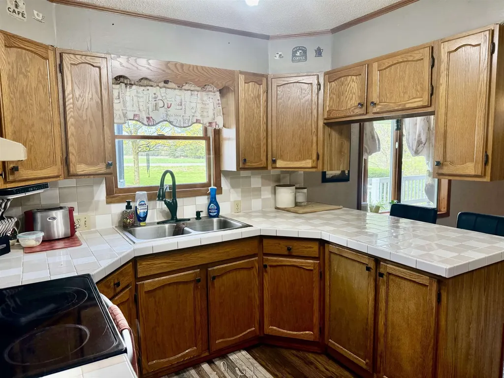 742 E Van Buren Road Emerson Township MI 48801