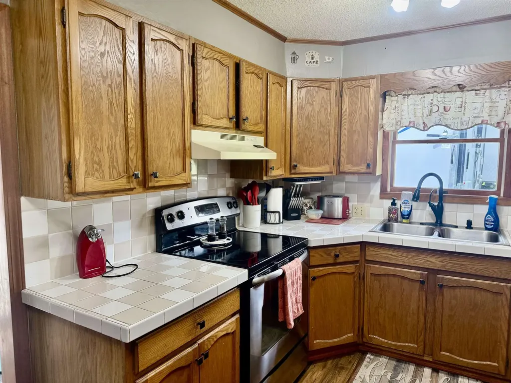 742 E Van Buren Road Emerson Township MI 48801