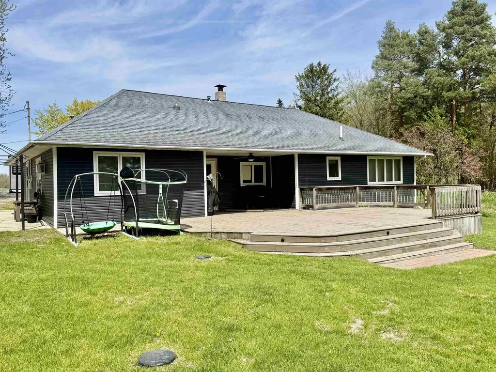 742 E Van Buren Road Emerson Township MI 48801