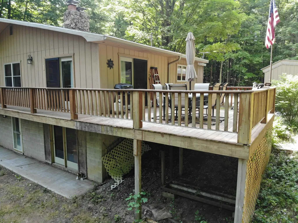 309 Oak Hill Road Garfield Township MI 49633