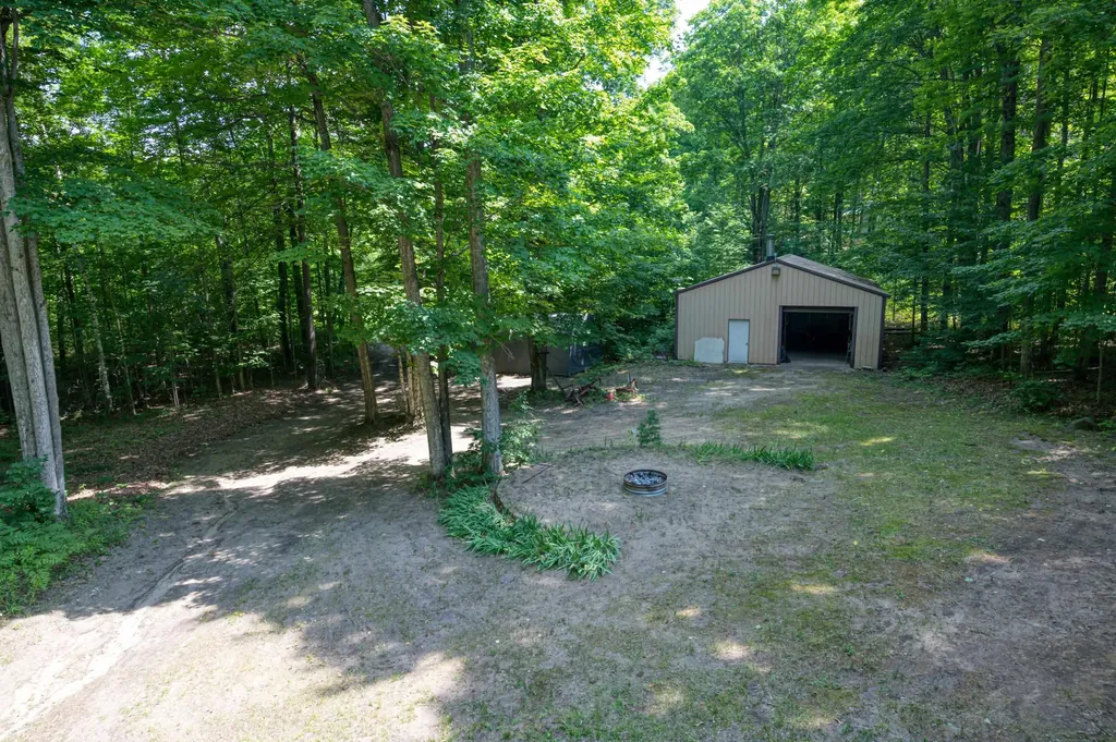 309 Oak Hill Road Garfield Township MI 49633