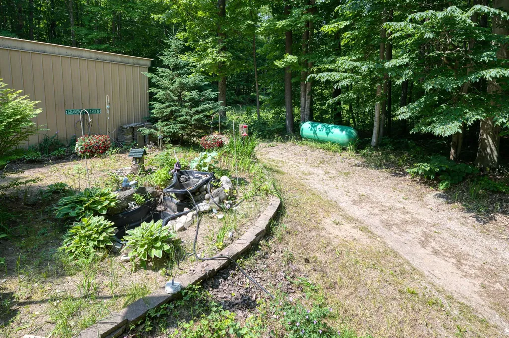 309 Oak Hill Road Garfield Township MI 49633