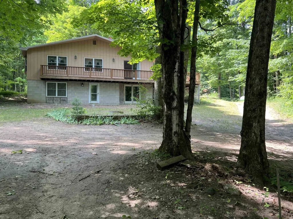 309 Oak Hill Road Garfield Township MI 49633