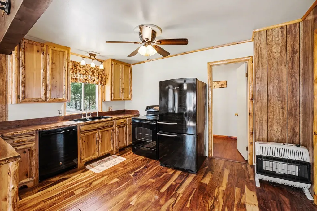 206 Silverhill Drive Roscommon Township MI 48629