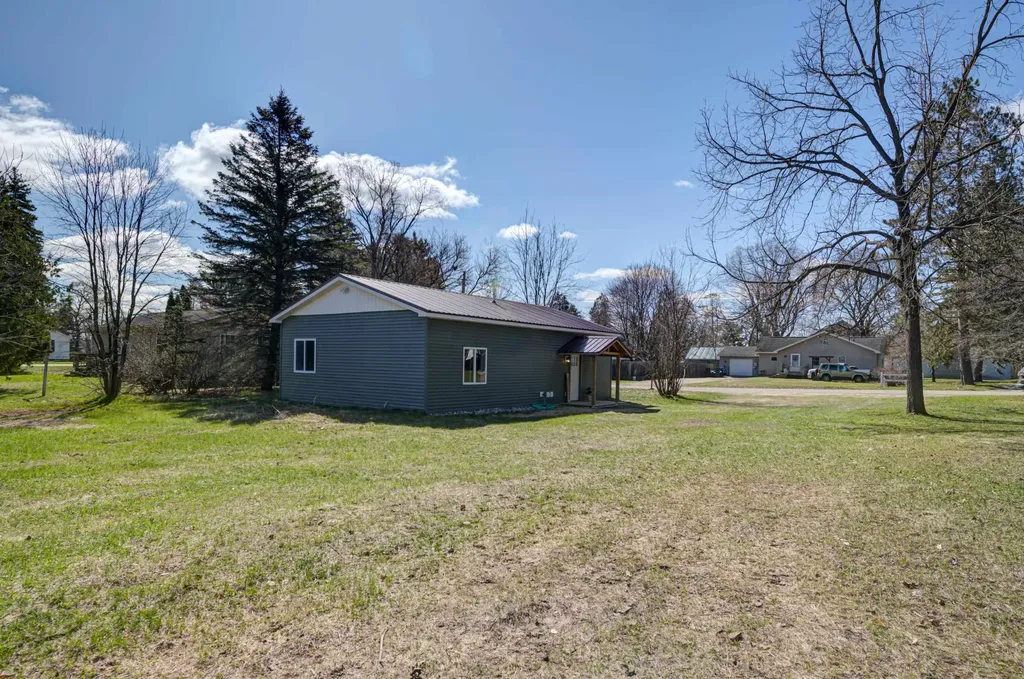 304 Lincoln Street Kalkaska Township MI 49646