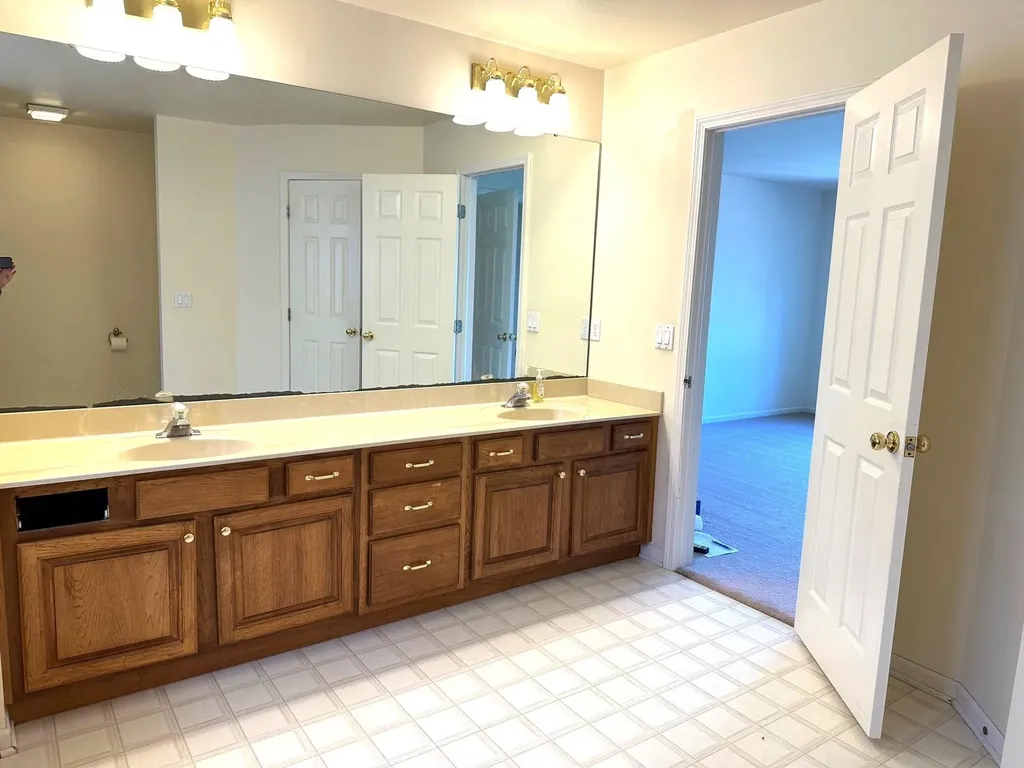 1511 Eastpointe Drive Mt. Pleasant City MI 48858