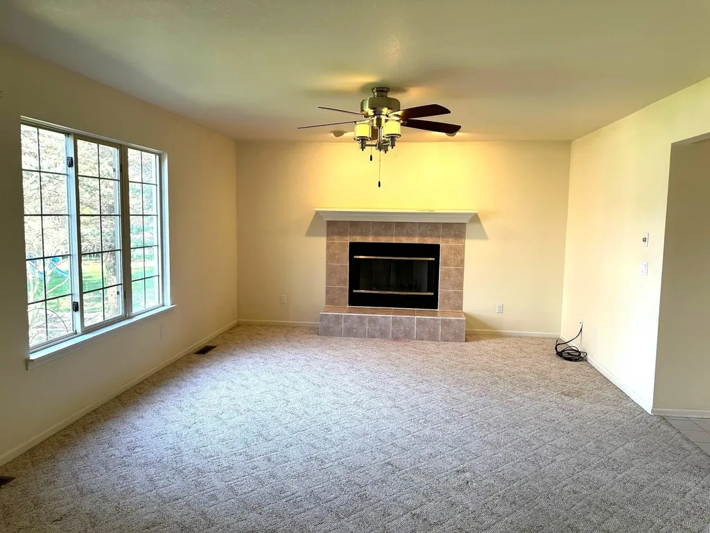 1511 Eastpointe Drive Mt. Pleasant City MI 48858