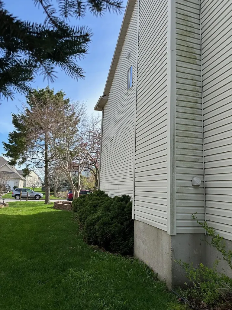 1511 Eastpointe Drive Mt. Pleasant City MI 48858