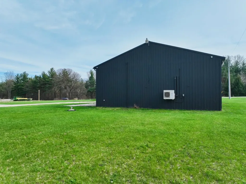 11616 NW Monroe Road Seville Township MI 48877