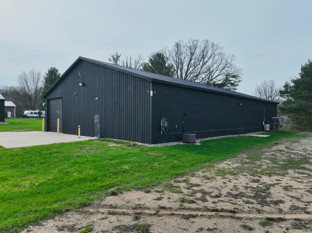 11616 NW Monroe Road Seville Township MI 48877