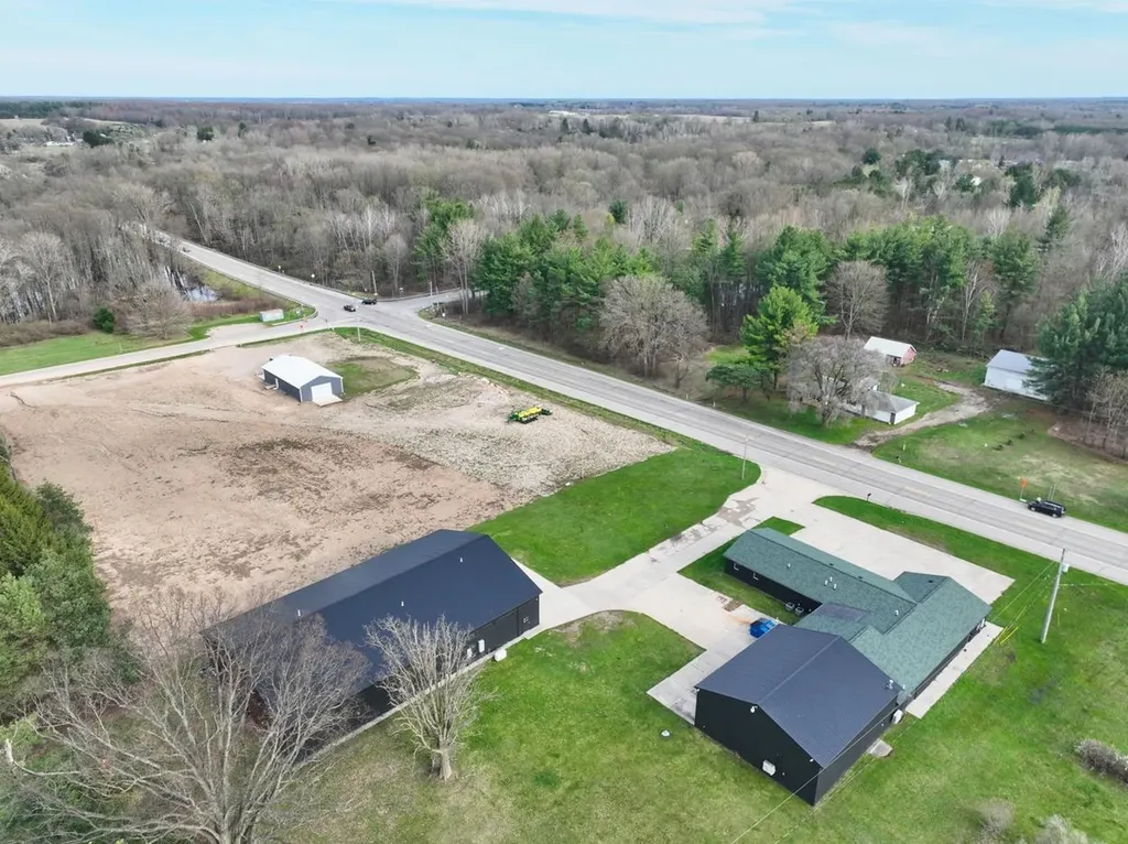 11616 NW Monroe Road Seville Township MI 48877