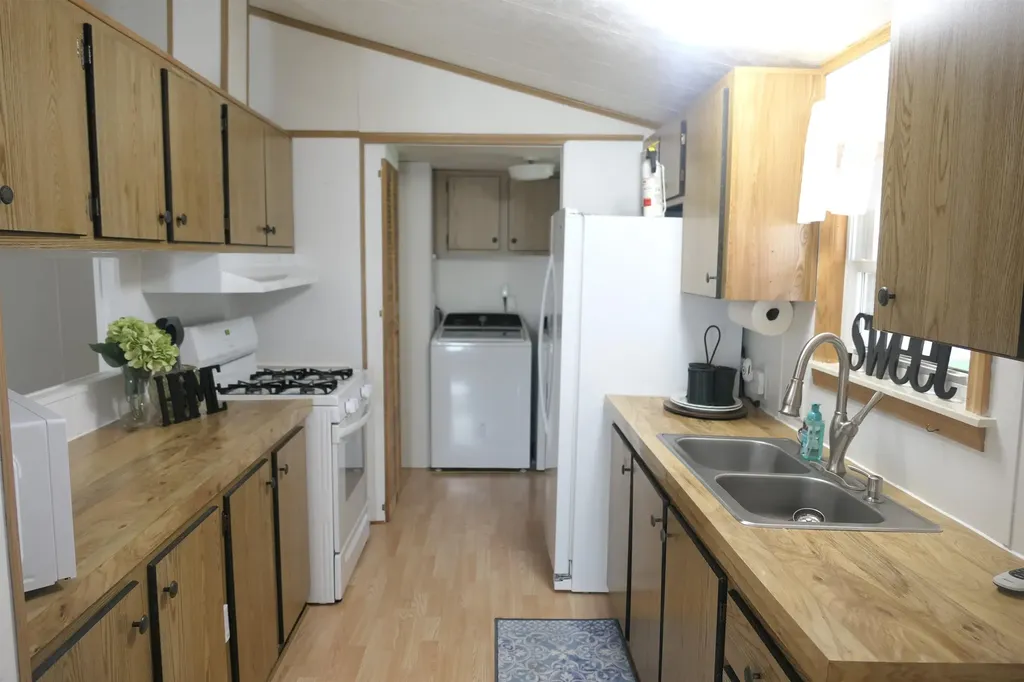 6264 Wildwood Drive Seville Township MI 48832
