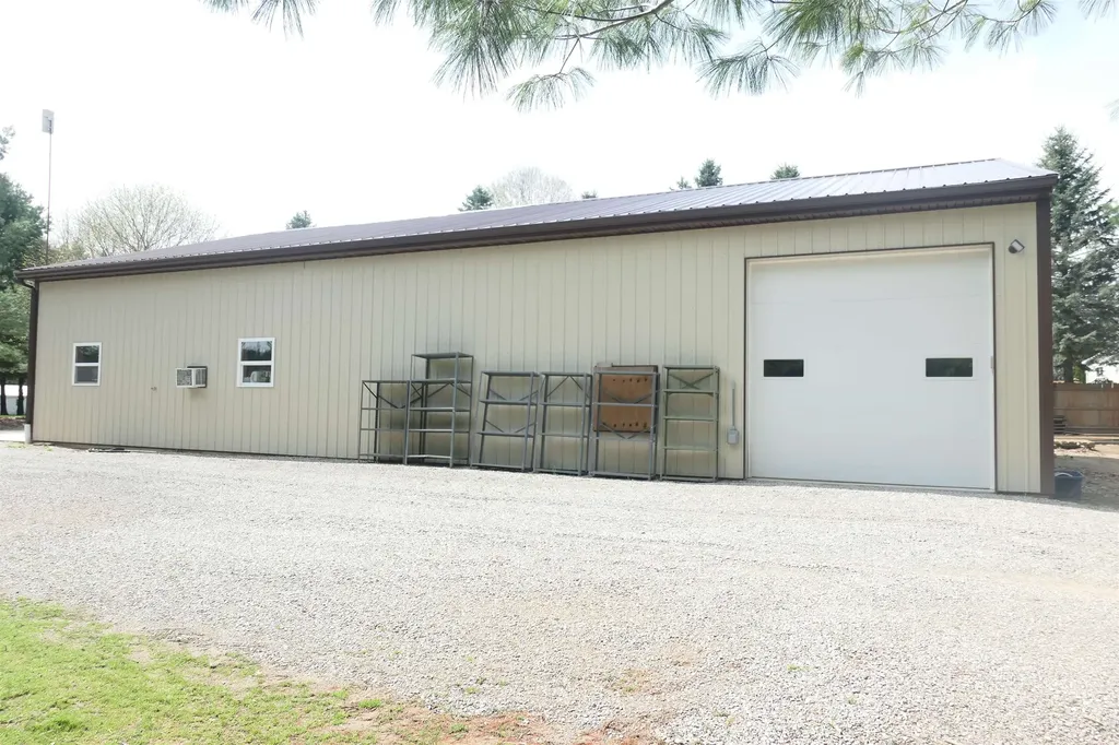 6264 Wildwood Drive Seville Township MI 48832