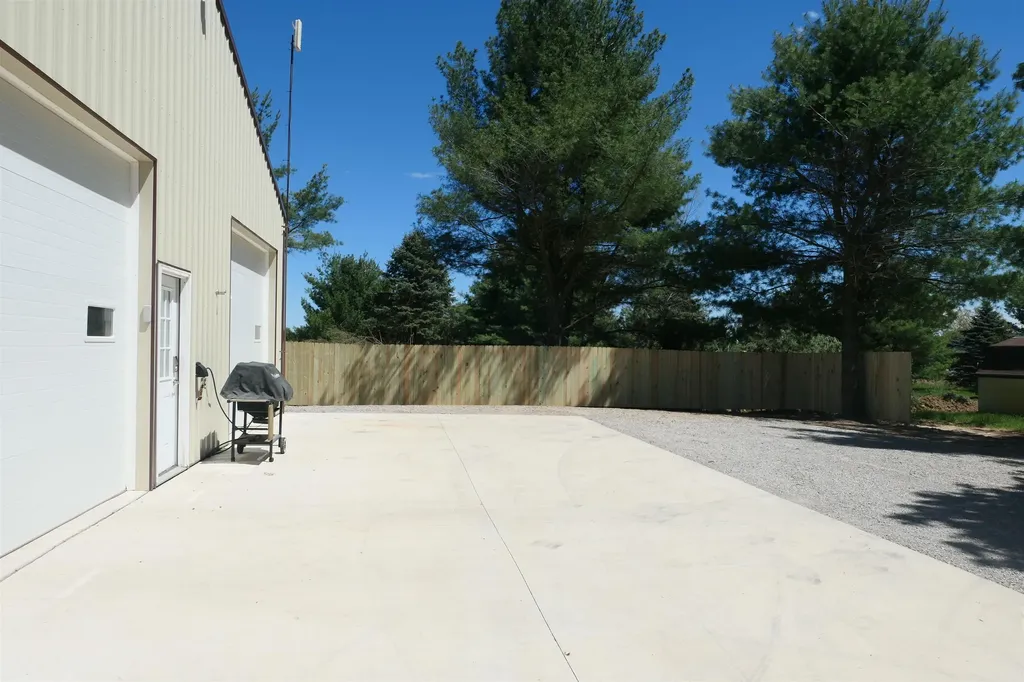 6264 Wildwood Drive Seville Township MI 48832