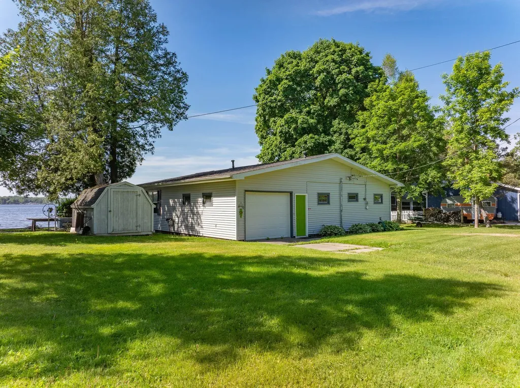 5445 W Beal City Road Nottawa Township MI 48893