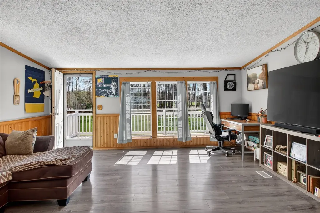 4537 N Caris Road Ferris Township MI 48829