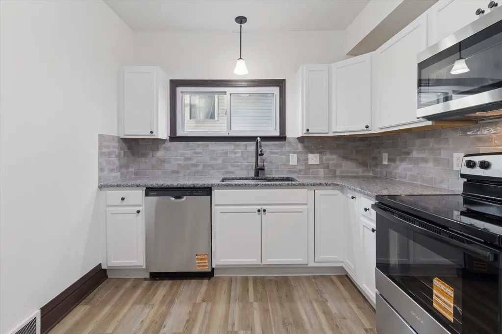 117 E Wright Avenue Shepherd Village MI 48883