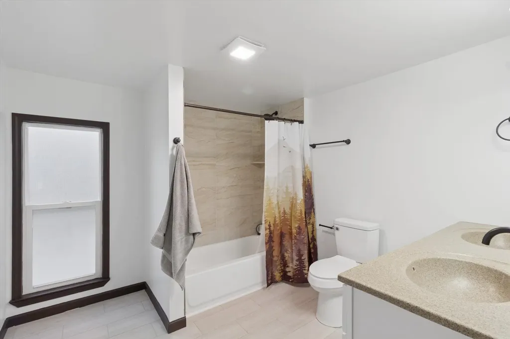 117 E Wright Avenue Shepherd Village MI 48883