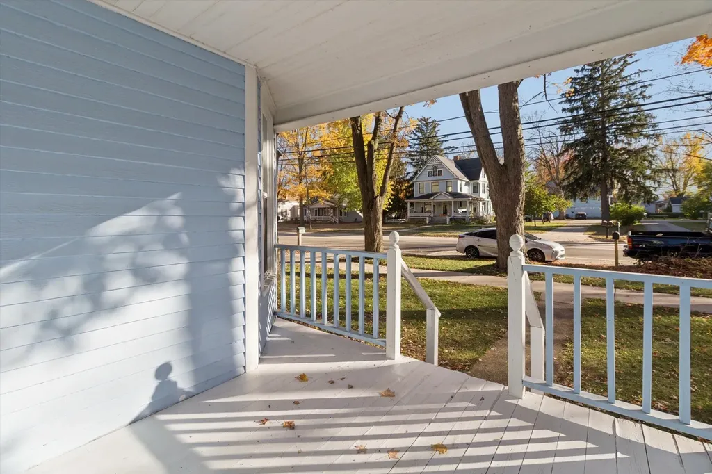 117 E Wright Avenue Shepherd Village MI 48883