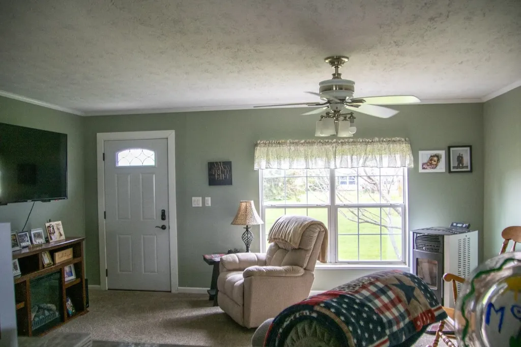 5557 E Pleasant Valley Road Lincoln Township MI 48883