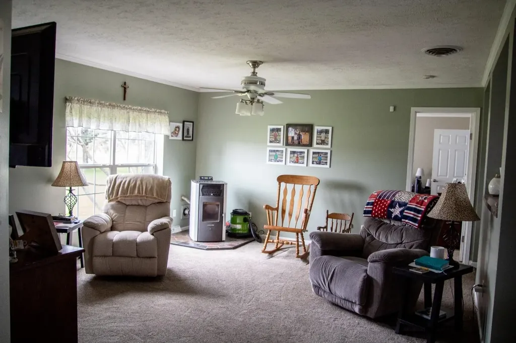 5557 E Pleasant Valley Road Lincoln Township MI 48883