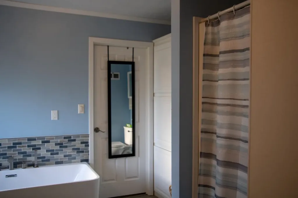 5557 E Pleasant Valley Road Lincoln Township MI 48883