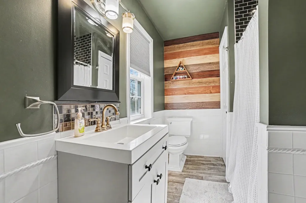 7818 N Luce Road Pine River Township MI 48801