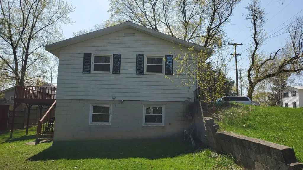 318 N Stewart Avenue Unknown City MI 49412
