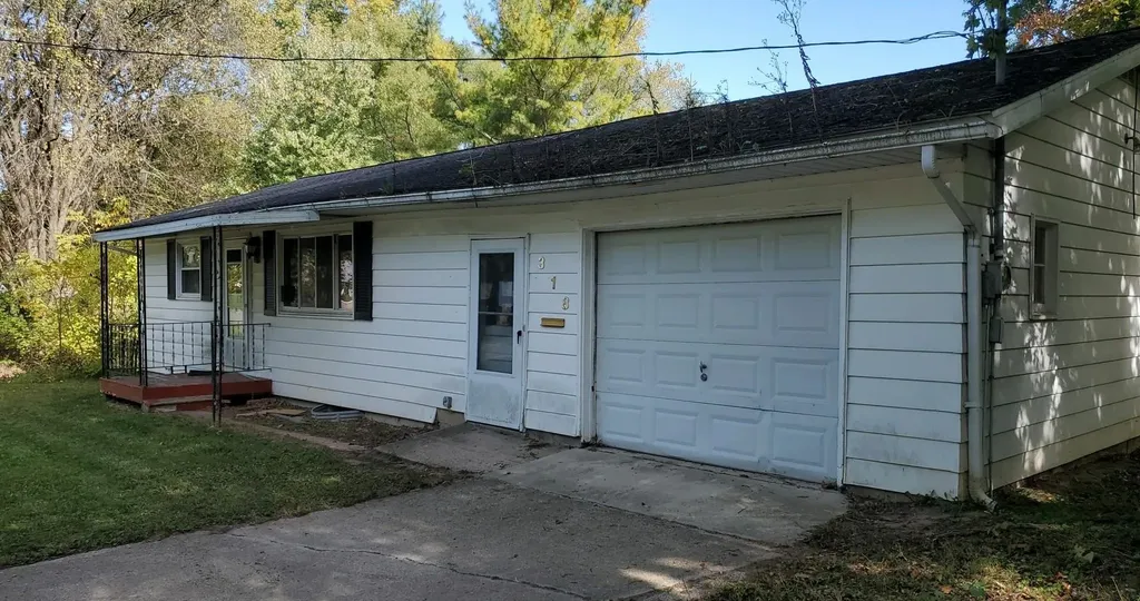 318 N Stewart Avenue Unknown City MI 49412