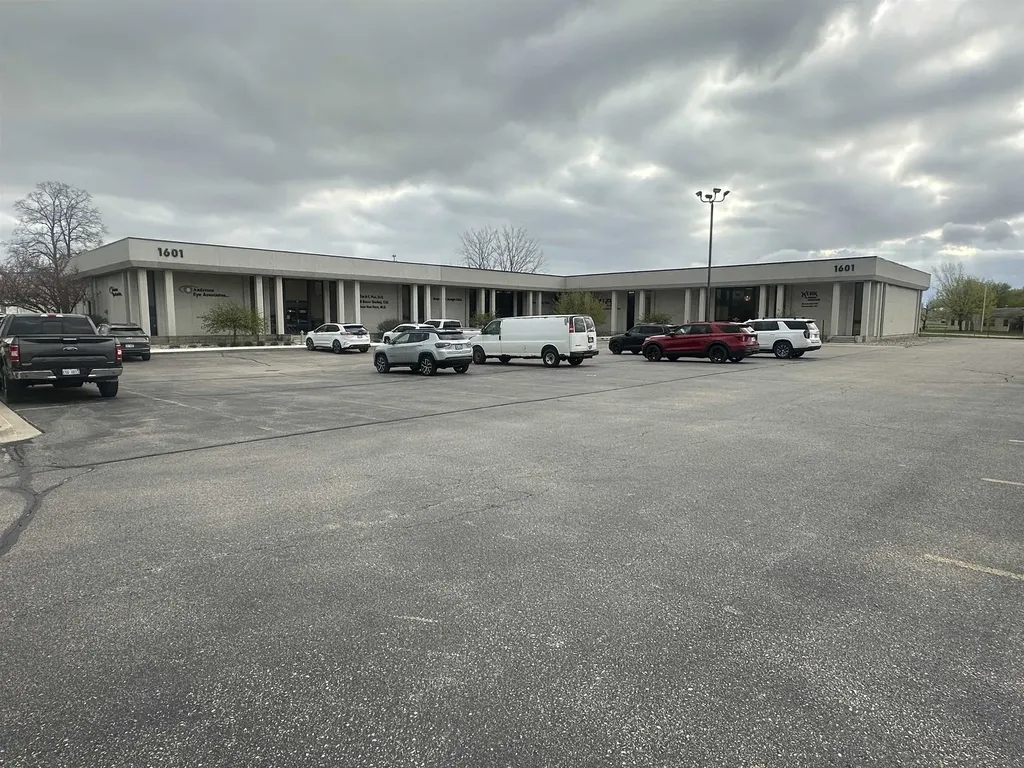 1601 Marquette Avenue Bay City City MI 48706
