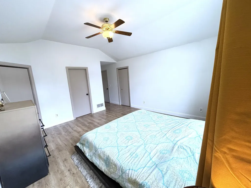 512 W Grand Mt. Pleasant City MI 48858