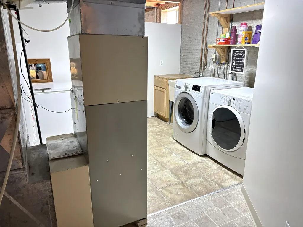 512 W Grand Mt. Pleasant City MI 48858