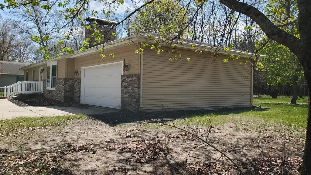 15801 Belmont Drive Big Rapids Charter Township MI 49307